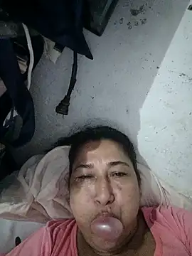 PatriciaGrajales online show from March 6, 4:24 pm