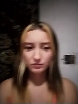 Olivia Kis online show from January 9, 4:25 pm