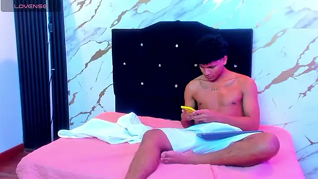 iaan commerford online show from January 8, 9:54 pm