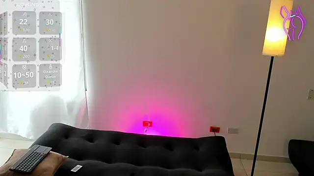 ErisEva online show from February 4, 8:26 pm