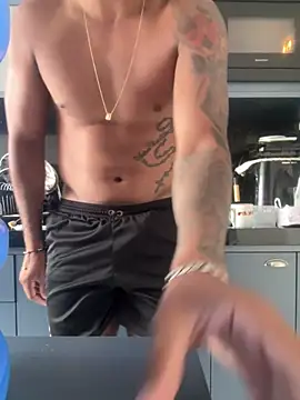 Gustavo17model online show from January 19, 4:11 pm