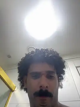 Gustavo17model online show from February 6, 12:23 pm