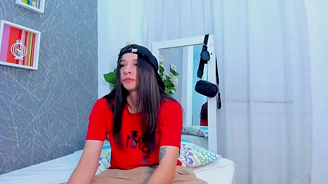 ViictoriiaSaenz online show from May 29, 5:46 am