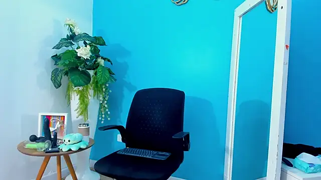 ViictoriiaSaenz online show from March 3, 4:08 am