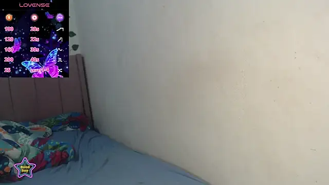 Snapshot of Karla_Rodriguez0 chatting on February 11, 2:39 pm Karla Rodriguez0 online show from February 11, 2:39 pm