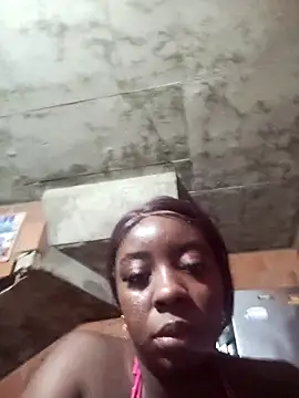 Snapshot of EngelSmith_ chatting on February 11, 11:54 am EngelSmith online show from February 11, 11:54 am