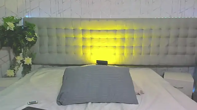 AlexiiaBrown online show from March 15, 11:12 pm