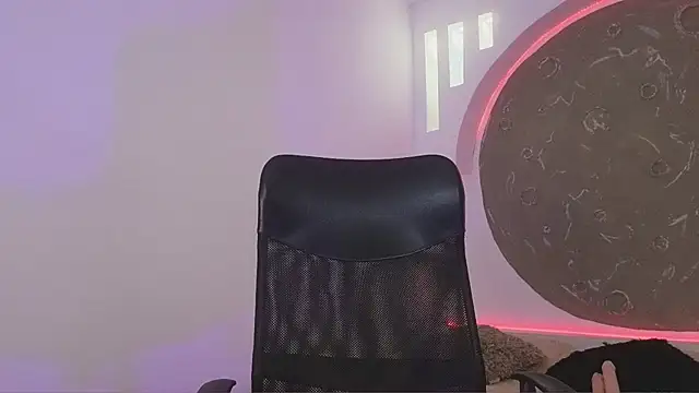 Snapshot of Apolo_lux1 chatting on February 20, 6:26 am Apolo lux1 online show from February 20, 6:26 am