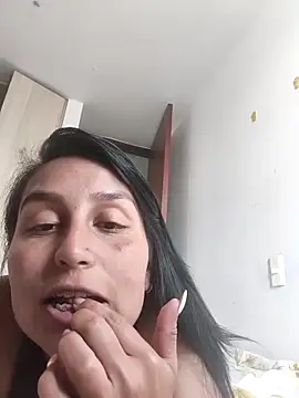 LunaRouuse  online show from March 14, 8:37 pm