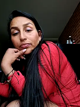 LunaRouuse  online show from February 23, 10:21 pm