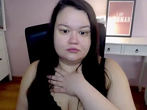 HollyDanceSoul online show from March 4, 5:37 am