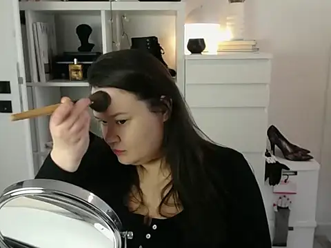 HollyDanceSoul online show from March 11, 7:24 am