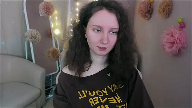 SunshineBlaze online show from April 4, 5:36 am