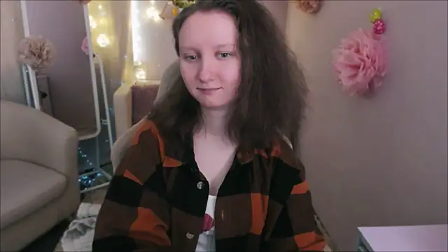 SunshineBlaze online show from April 2, 5:14 am