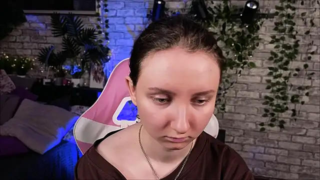 SunshineBlaze online show from February 28, 1:33 pm