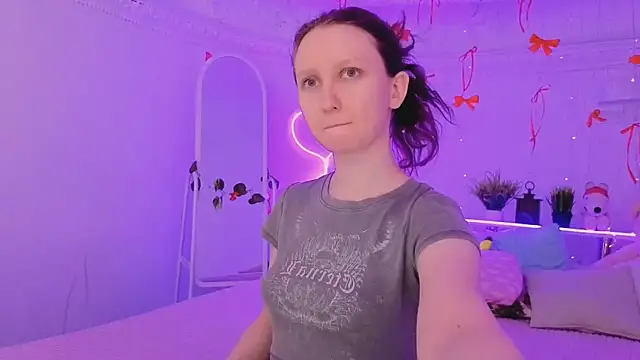 SunshineBlaze online show from February 10, 1:21 pm