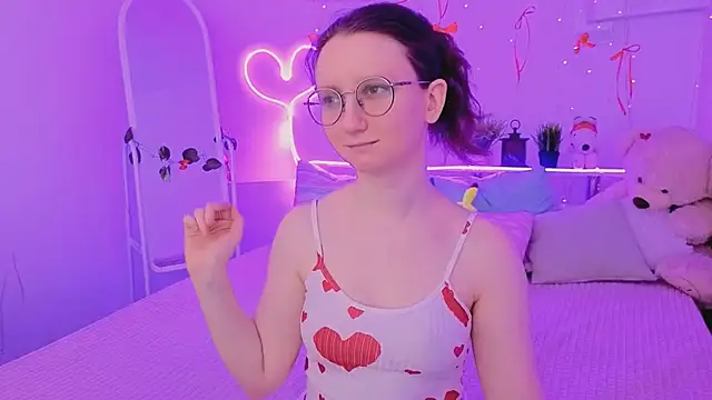 SunshineBlaze online show from February 6, 5:14 am