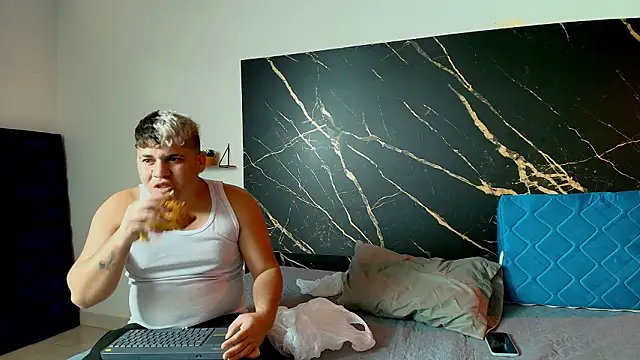 uncontrolled fire online show from March 14, 7:31 pm