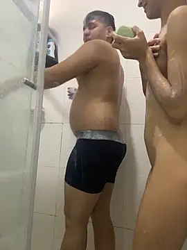 uncontrolled fire online show from March 26, 7:12 pm