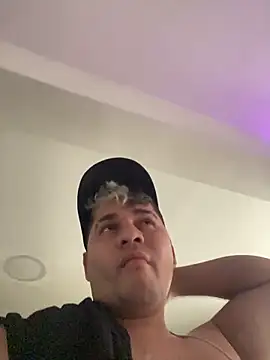 uncontrolled fire online show from March 27, 7:04 pm