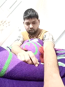 Snapshot of Pulkeet1433 chatting on February 12, 6:29 pm Pulkeet1433 online show from February 12, 6:29 pm