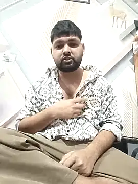 Snapshot of Pulkeet1433 chatting on February 22, 2:52 pm Pulkeet1433 online show from February 22, 2:52 pm