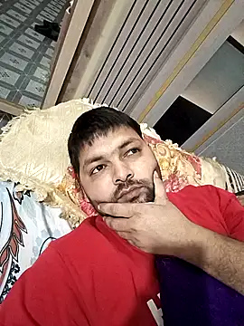 Snapshot of Pulkeet1433 chatting on February 8, 10:29 pm Pulkeet1433 online show from February 8, 10:29 pm