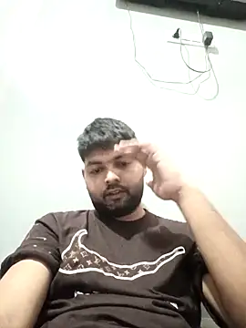 Snapshot of Pulkeet1433 chatting on March 31, 9:44 am Pulkeet1433 online show from March 31, 9:44 am