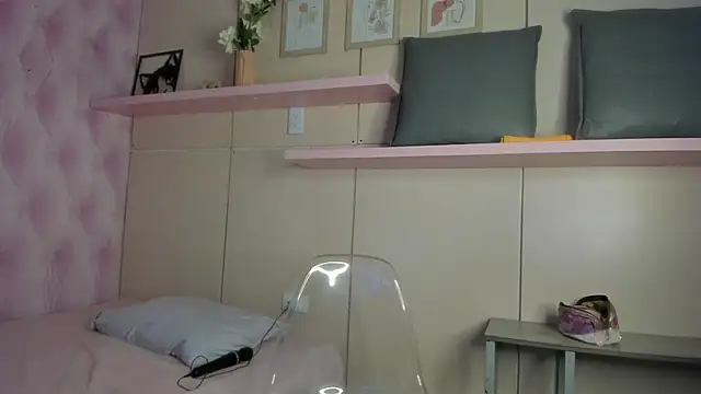  BellaBliss online show from January 15, 7:06 pm