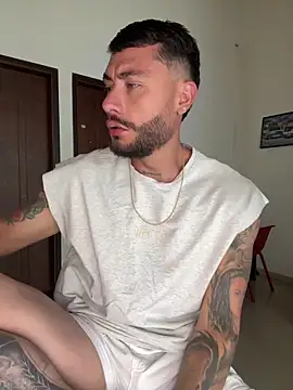 FrancoRossi  online show from February 16, 8:29 pm