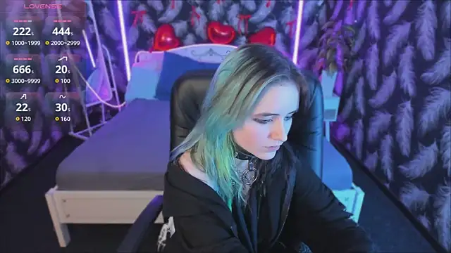 RubyMyst online show from February 16, 9:13 pm