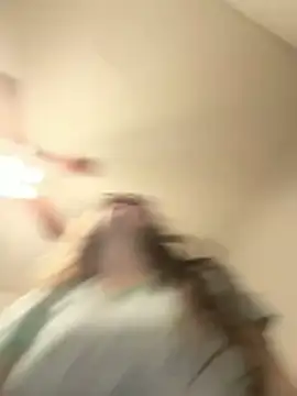 julia4thewin online show from April 10, 2:07 am