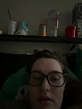 julia4thewin online show from April 1, 11:23 pm