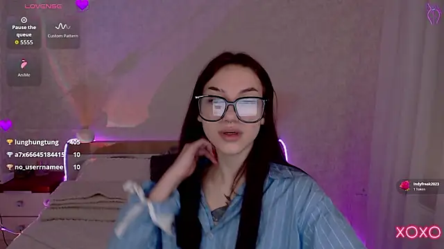 TianaHot777 online show from February 9, 9:13 pm