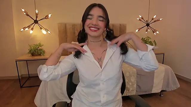 Abriil cutee online show from March 2, 9:33 pm