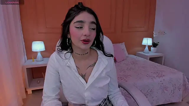 Abriil cutee online show from April 26, 2:14 pm