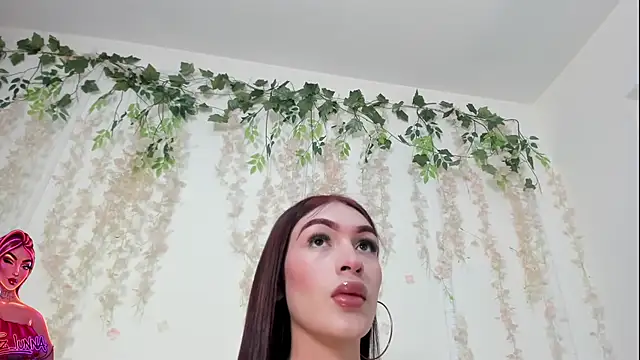 Snapshot of lizz_lunna chatting on July 10, 7:36 pm lizz lunna online show from July 10, 7:36 pm