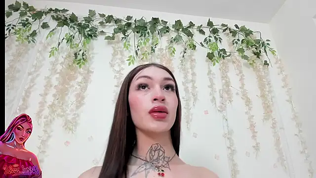 Snapshot of lizz_lunna chatting on June 24, 8:06 pm lizz lunna online show from June 24, 8:06 pm