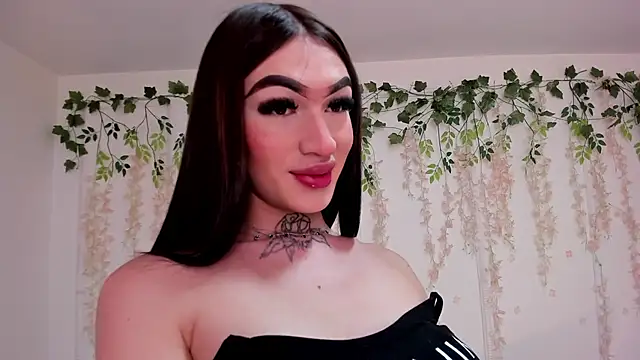 lizz lunna online show from March 9, 8:45 pm