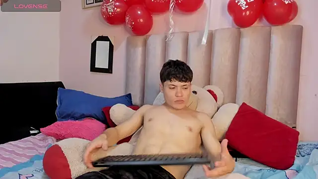 Roger And Ramona online show from February 16, 12:31 am