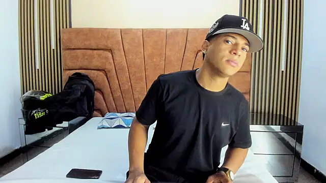 Snapshot of MATHY_ROBERT chatting on January 14, 7:50 pm MATHY ROBERT online show from January 14, 7:50 pm