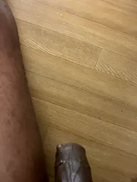 cagouler51100 online show from January 9, 1:07 pm