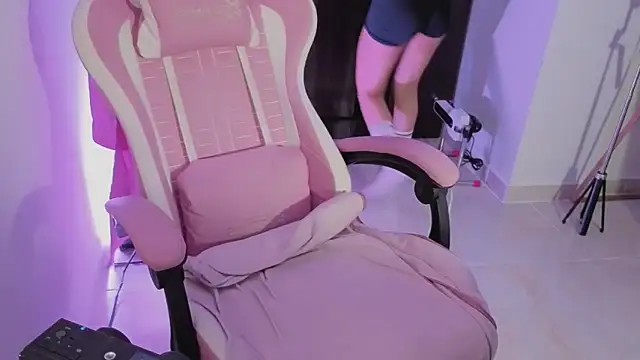 simpson alice online show from March 5, 12:51 am