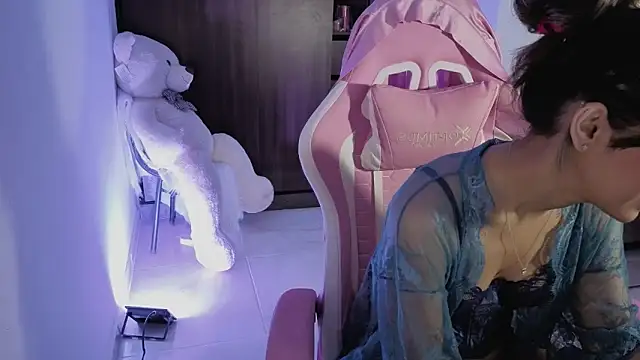 simpson alice online show from April 3, 12:39 am