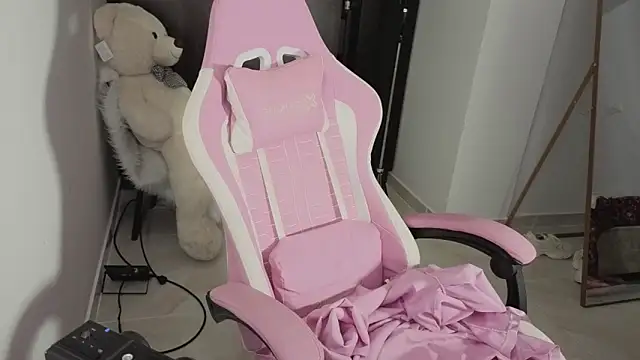 simpson alice online show from March 8, 5:27 pm