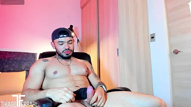 thiago ferrari  online show from May 8, 4:16 am