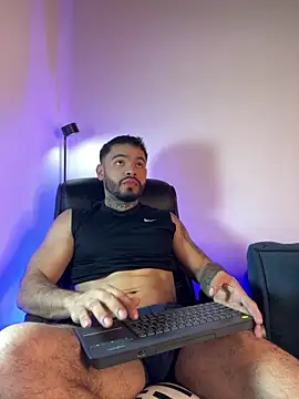 thiago ferrari  online show from March 23, 1:17 am