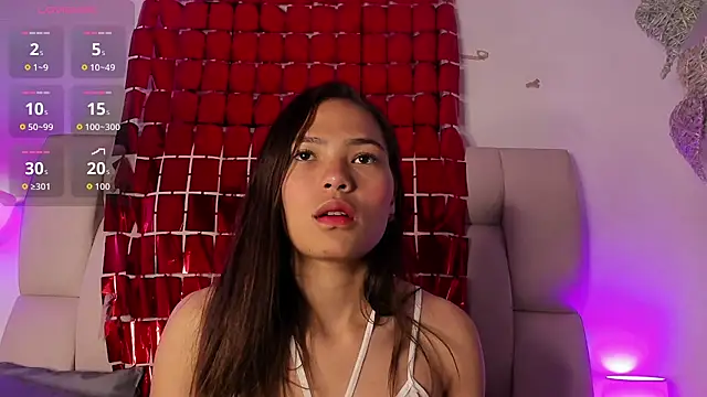 Snapshot of Hanna_cooperr chatting on February 20, 3:03 am Hanna cooperr online show from February 20, 3:03 am