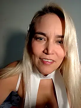 Allezzafox online show from January 12, 11:09 pm