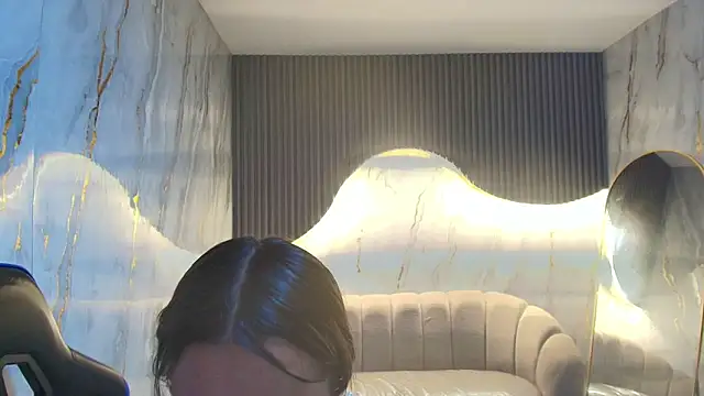 katalina r  online show from April 15, 7:58 pm